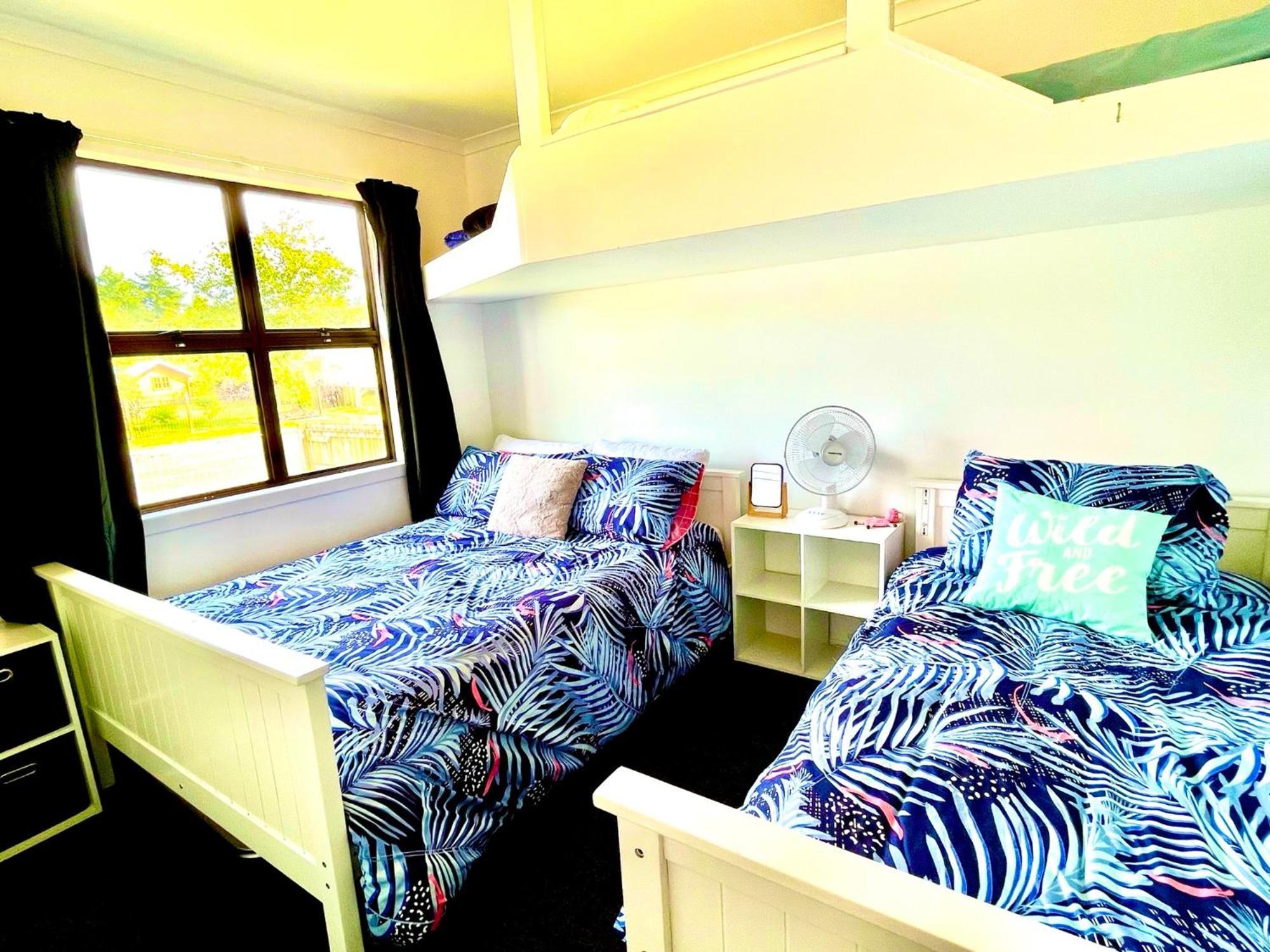 Villa Lake Life With A Hot Tub Mangakino Exterior foto